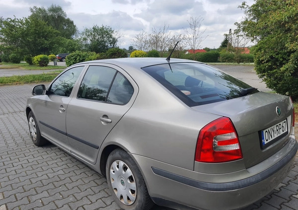 Skoda Octavia cena 14000 przebieg: 362000, rok produkcji 2011 z Nysa małe 79